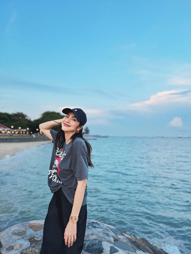 Đám cưới con gái tỉ phú Johnathan Hạnh Nguyễn: Tăng Thanh Hà gây chú ý cùng chiếc túi gần 100 triệu đồng - Ảnh 10. Đám cưới con gái tỉ phú Johnathan Hạnh Nguyễn: Tăng Thanh Hà gây chú ý cùng chiếc túi gần 100 triệu đồng - Ảnh 10.