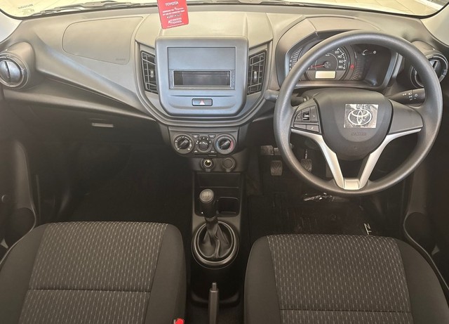 Hatchback hybrid của Toyota giá 290 triệu đồng sở hữu 8 túi khí cùng trang bị an toàn, siêu tiết kiệm xăng rẻ hơn cả Kia Morning, Hyundai Grand i10 liệu có về Việt Nam? - Ảnh 4. Hatchback hybrid của Toyota giá 290 triệu đồng sở hữu 8 túi khí cùng trang bị an toàn, siêu tiết kiệm xăng rẻ hơn cả Kia Morning, Hyundai Grand i10 liệu có về Việt Nam? - Ảnh 4.