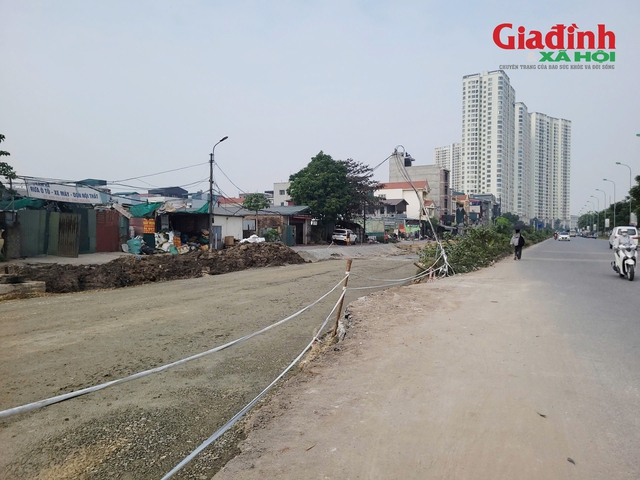 Dự án xây dựng 370 tỷ tại Hà Nội: Nơi xe ô tô gặp nạn do Thiếu an toàn - Ảnh 4. Dự án xây dựng 370 tỷ tại Hà Nội: Nơi xe ô tô gặp nạn do Thiếu an toàn - Ảnh 4.