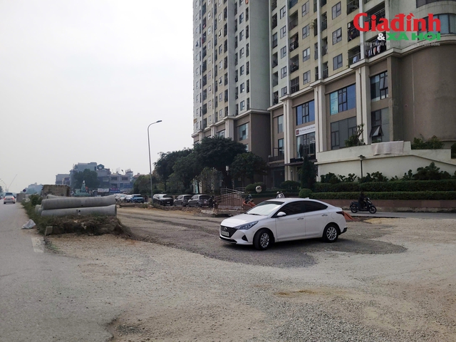 Dự án xây dựng 370 tỷ tại Hà Nội: Nơi xe ô tô gặp nạn do Thiếu an toàn - Ảnh 6. Dự án xây dựng 370 tỷ tại Hà Nội: Nơi xe ô tô gặp nạn do Thiếu an toàn - Ảnh 6.