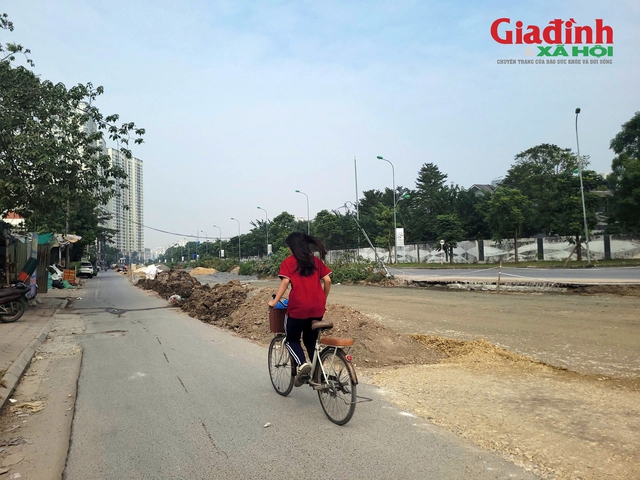 Dự án xây dựng 370 tỷ tại Hà Nội: Nơi xe ô tô gặp nạn do Thiếu an toàn - Ảnh 7. Dự án xây dựng 370 tỷ tại Hà Nội: Nơi xe ô tô gặp nạn do Thiếu an toàn - Ảnh 7.