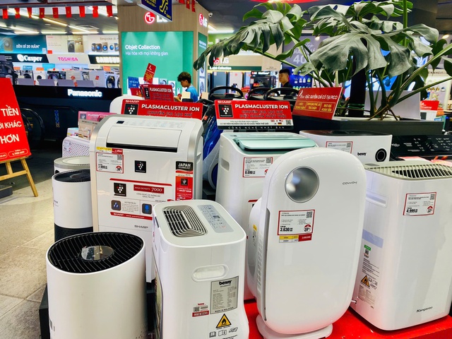 Chọn mua loại máy lọc không khí nào? Người bán ‘bật mí’ cách mua hàng vừa ‘ngon - bổ - rẻ’ - Ảnh 1.