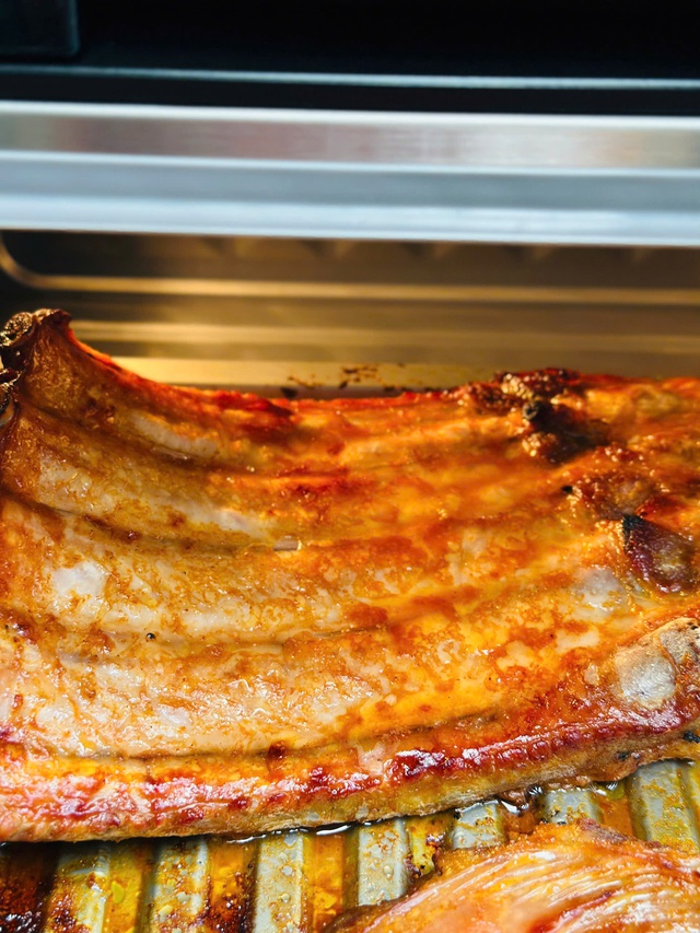 Sườn nướng chuẩn nhà hàng tại gia: Bí quyết mềm mọng, thơm lừng chỉ với nồi chiên hơi nước - Ảnh 6. Sườn nướng chuẩn nhà hàng tại gia: Bí quyết mềm mọng, thơm lừng chỉ với nồi chiên hơi nước - Ảnh 6.