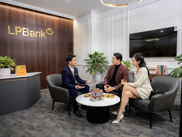 Ngân hàng Lộc Phát (LPBank) tiếp sức giấc mơ mua nhà của các gia đình trẻ với gói vay chỉ từ 3,88%- Ảnh 2.