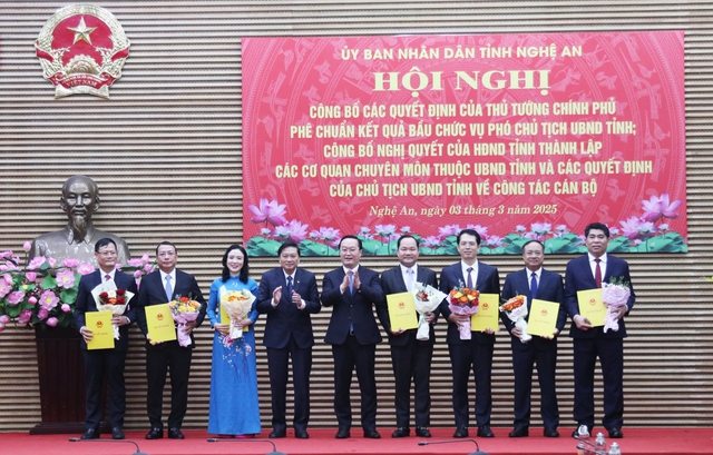 7 giám đốc sở mới sau hợp nhất của Nghệ An là ai?- Ảnh 1. 7 giám đốc sở mới sau hợp nhất của Nghệ An là ai?- Ảnh 1.