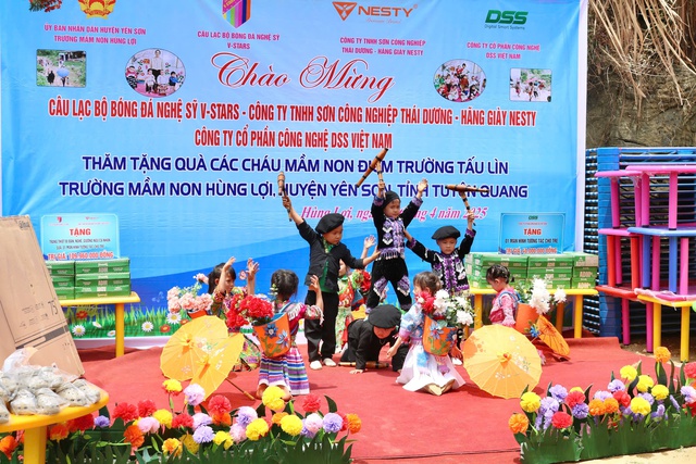 Mang yêu thương đến với trẻ em trường mầm non Tấu Lìn, Tuyên Quang- Ảnh 5.