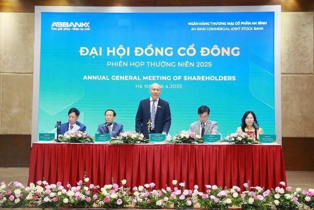 Đại hội đồng cổ đông ABBANK năm 2025: Kế hoạch lợi nhuận trước thuế 2025 đạt 1.800 tỷ đồng, tập trung thực thi chiến lược phát triển bền vững- Ảnh 1.
