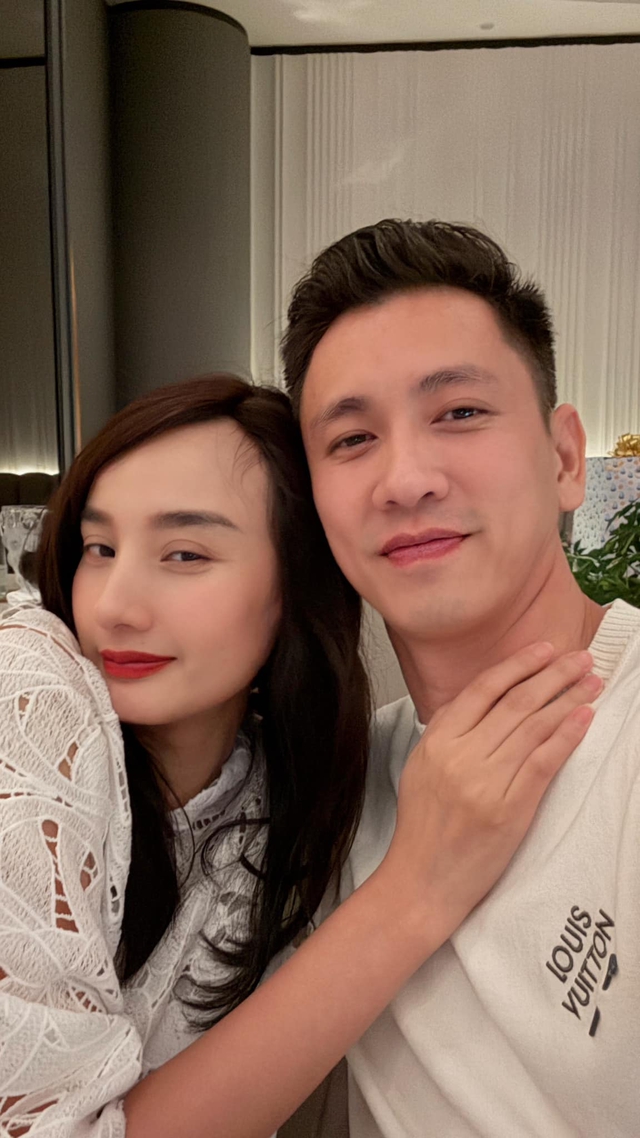 Siêu mẫu quê Quảng Bình - bạn thân Hồ Ngọc Hà giờ ra sao sau 10 năm kết hôn với chồng doanh nhân?- Ảnh 7. Siêu mẫu quê Quảng Bình - bạn thân Hồ Ngọc Hà giờ ra sao sau 10 năm kết hôn với chồng doanh nhân?- Ảnh 7.