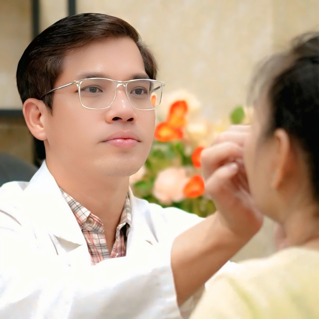 Bác sĩ Kỳ Y Dược: Kinh nghiệm và cái tâm trong nghề - Ảnh 1.