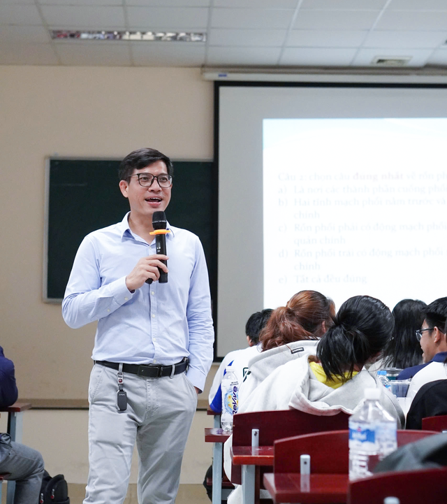 Bác sĩ Kỳ Y Dược: Kinh nghiệm và cái tâm trong nghề - Ảnh 4.