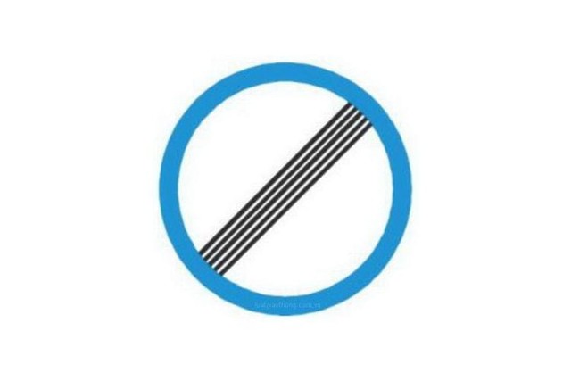 Các loại biển báo tốc độ thông dụng nhất 2025, lái xe cần lưu ý để không bị phạt- Ảnh 9. Các loại biển báo tốc độ thông dụng nhất 2025, lái xe cần lưu ý để không bị phạt- Ảnh 9.