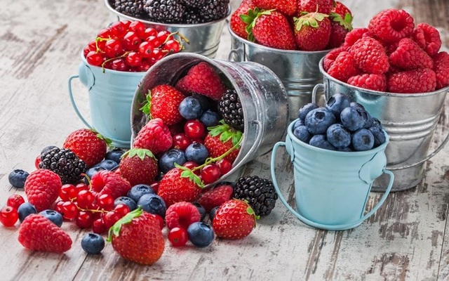 qua-mong-berry-la-qua-gi-nhung-loi-ich-cua-qua-mong-doi-voi-suc-khoe-202108191653375281-17458973532201059761613.jpg
