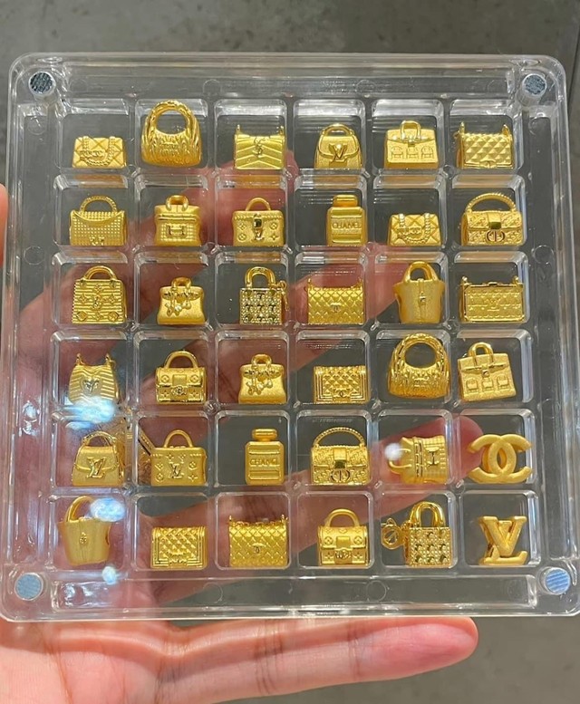 Charm vàng đốn tim giới trẻ - Vừa mang ý nghĩa may mắn, vừa giúp tích trữ - Ảnh 3. Charm vàng đốn tim giới trẻ - Vừa mang ý nghĩa may mắn, vừa giúp tích trữ - Ảnh 3.