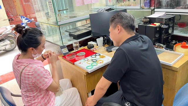 Charm vàng đốn tim giới trẻ - Vừa mang ý nghĩa may mắn, vừa giúp tích trữ - Ảnh 4. Charm vàng đốn tim giới trẻ - Vừa mang ý nghĩa may mắn, vừa giúp tích trữ - Ảnh 4.