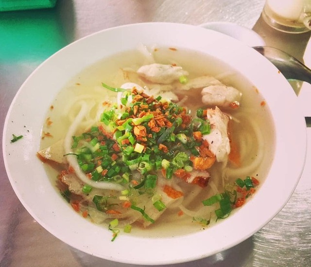 banh-canh-ca-thu-17461146438342118993969.jpg