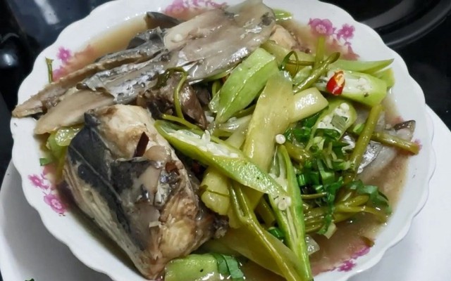 Những món canh chua cá thơm ngon ngọt mát đơn giản dễ làm- Ảnh 5. Những món canh chua cá thơm ngon ngọt mát đơn giản dễ làm- Ảnh 5.