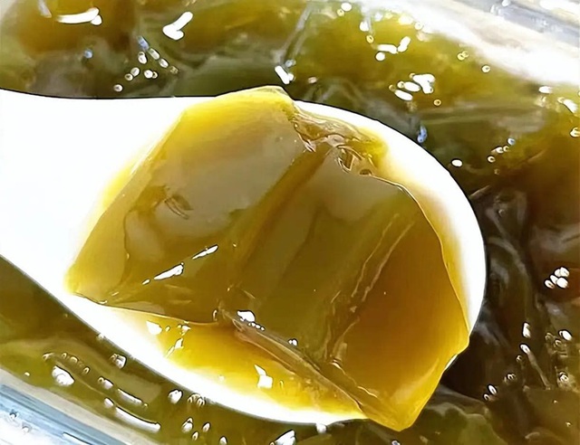 4 món ngon giải nhiệt ngày nắng lạ miệng, dễ làm với loại lá mọc hoang nhiều ở nước ta- Ảnh 4. 4 món ngon giải nhiệt ngày nắng lạ miệng, dễ làm với loại lá mọc hoang nhiều ở nước ta- Ảnh 4.