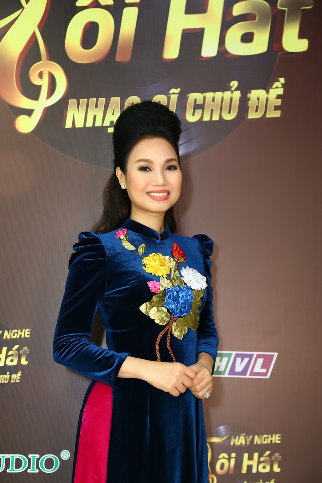 Nữ ca sĩ 'Mưa bụi' từng vướng tin đồn qua đời, tuổi U60 có cuộc sống hôn nhân kín tiếng bên chồng doanh nhân- Ảnh 7. Nữ ca sĩ 'Mưa bụi' từng vướng tin đồn qua đời, tuổi U60 có cuộc sống hôn nhân kín tiếng bên chồng doanh nhân- Ảnh 7.