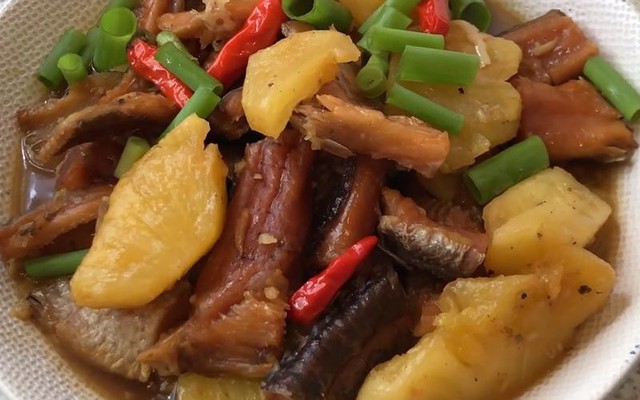 cach-lam-kho-ca-loc-kho-thom-dam-da-chua-ngot-giai-ngay-cho-ca-nha-202402281038594887-17471254821511282427826.jpg