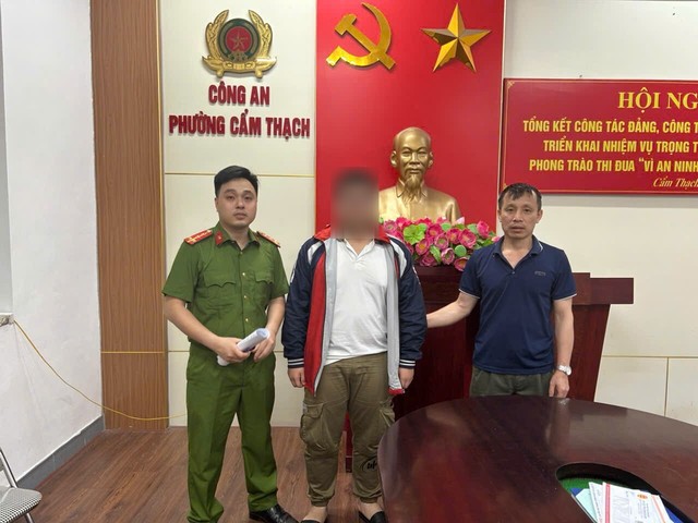 Giả danh công an thao túng tâm lý nam sinh lớp 12 và cú lừa 250 triệu bất thành- Ảnh 1. Giả danh công an thao túng tâm lý nam sinh lớp 12 và cú lừa 250 triệu bất thành- Ảnh 1.