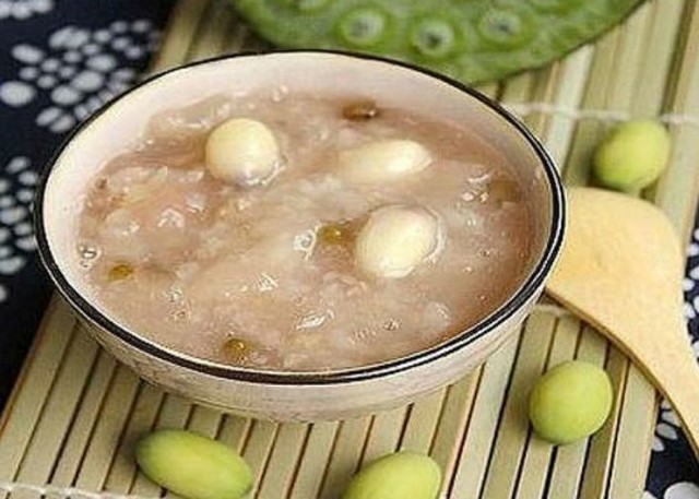 Ăn loại thực phẩm này mỗi ngày, da dẻ hồng hào, ngủ ngon hơn rõ rệt- Ảnh 2. Ăn loại thực phẩm này mỗi ngày, da dẻ hồng hào, ngủ ngon hơn rõ rệt- Ảnh 2.