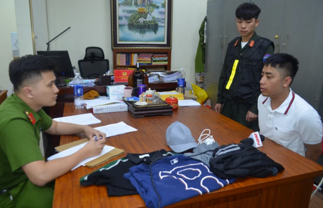 tin-bui-dinh-khanh-17473193269461396881205.png