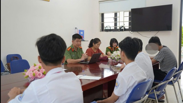 Bắc Kạn: Xót xa, nam sinh bị đánh hội đồng nhiều lần vì lý do 'không tưởng' - Ảnh 1. Bắc Kạn: Xót xa, nam sinh bị đánh hội đồng nhiều lần vì lý do 'không tưởng' - Ảnh 1.