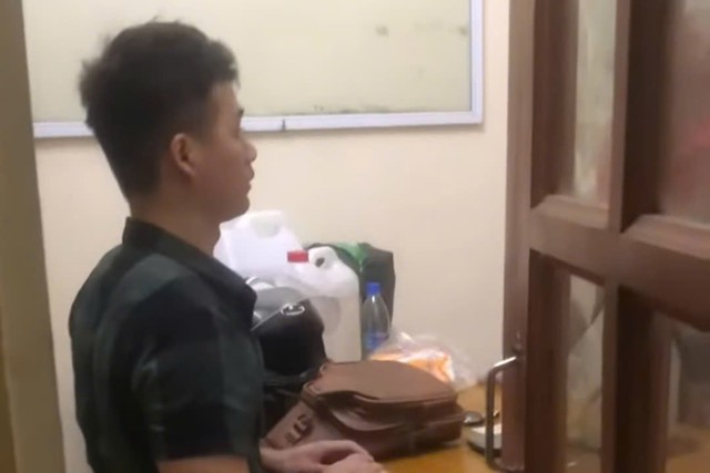 Tin sáng 17/5: Thông tin mới nhất vụ sạt lở khi thi công thủy điện khiến ít nhất 5 người tử vong; cứu sống 2 sinh viên bị đâm nguy kịch- Ảnh 3. Tin sáng 17/5: Thông tin mới nhất vụ sạt lở khi thi công thủy điện khiến ít nhất 5 người tử vong; cứu sống 2 sinh viên bị đâm nguy kịch- Ảnh 3.