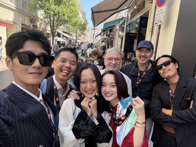 Mỹ nhân phim 'Địa đạo' có mặt ở LHP Cannes khoe nhan sắc cá tính - Ảnh 4. Mỹ nhân phim 'Địa đạo' có mặt ở LHP Cannes khoe nhan sắc cá tính - Ảnh 4.