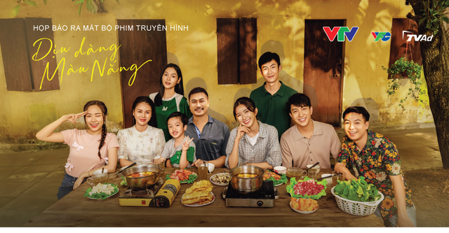 Sau Cha tôi người ở lại, Lương Thu Trang tiếp tục 'chiếm sóng' giờ vàng VTV trong Dịu dàng màu nắng- Ảnh 1. Sau Cha tôi người ở lại, Lương Thu Trang tiếp tục 'chiếm sóng' giờ vàng VTV trong Dịu dàng màu nắng- Ảnh 1.