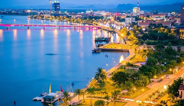 Đồng Hới đón vận hội trở thành trung tâm hành chính mới sau sáp nhập- Ảnh 1. Đồng Hới đón vận hội trở thành trung tâm hành chính mới sau sáp nhập- Ảnh 1.