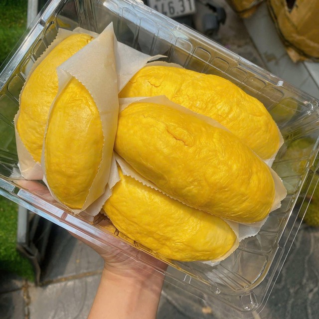 Loạn giá sầu riêng, nơi bán vài chục nghìn nơi hàng trăm nghìn đồng/kg- Ảnh 12. Loạn giá sầu riêng, nơi bán vài chục nghìn nơi hàng trăm nghìn đồng/kg- Ảnh 12.