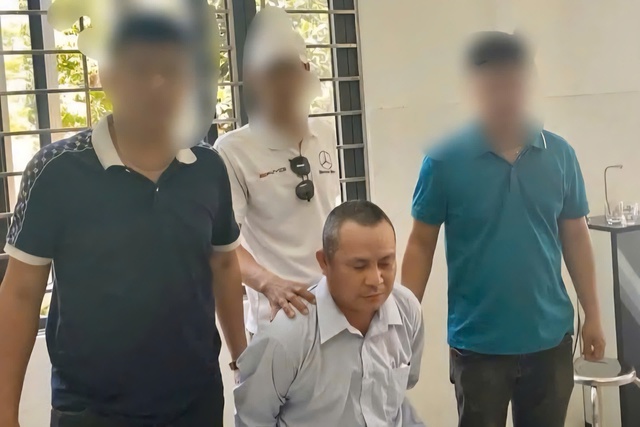Đối tượng đâm hàng xóm tử vong bị bắt tại Quảng Nam- Ảnh 1. Đối tượng đâm hàng xóm tử vong bị bắt tại Quảng Nam- Ảnh 1.