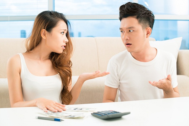 Chồng thu nhập 50 triệu/tháng, thái độ của người vợ khiến anh ta sốc không nói lên lời - Ảnh 2. Chồng thu nhập 50 triệu/tháng, thái độ của người vợ khiến anh ta sốc không nói lên lời - Ảnh 2.