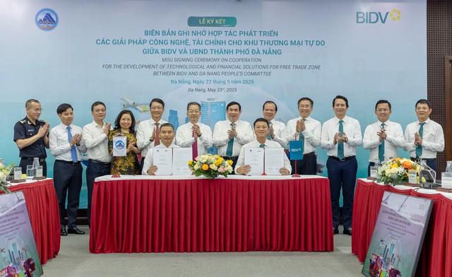 Hợp tác phát triển giải pháp công nghệ tài chính cho khu thương mại tự do Đà Nẵng- Ảnh 1. Hợp tác phát triển giải pháp công nghệ tài chính cho khu thương mại tự do Đà Nẵng- Ảnh 1.