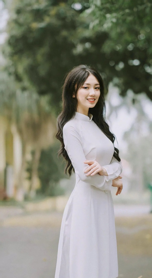 thuy-duong-5-17479693359631626643258.jpg