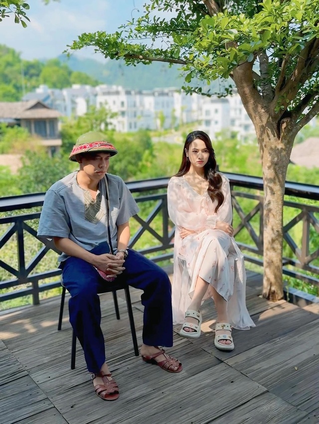 Nam diễn viên quê Quảng Trị vào vai 'xưa nay hiếm' trong phim 'Cha tôi, người ở lại', cứ xuất hiện là khán giả bật cười- Ảnh 6. Nam diễn viên quê Quảng Trị vào vai 'xưa nay hiếm' trong phim 'Cha tôi, người ở lại', cứ xuất hiện là khán giả bật cười- Ảnh 6.