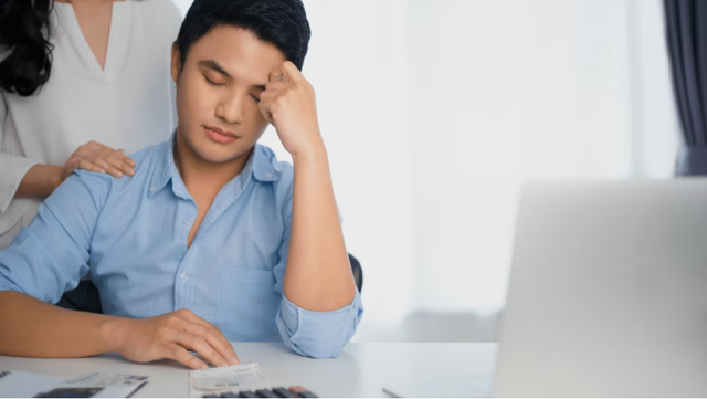 Về quê chăm bố già yếu, câu nói kháy của bạn khiến người đàn ông nhận ra mình cần phải làm gì - Ảnh 2.