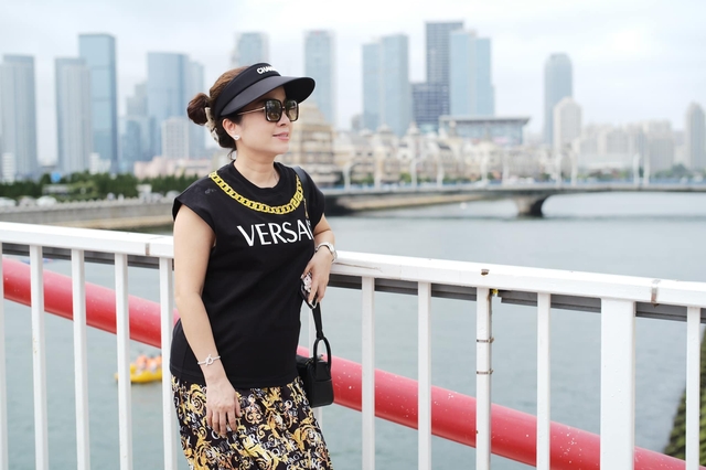 Mẹ ruột Á hậu Huyền My có tài sắc vẹn toàn, dốc lòng làm quản lý cho con gái- Ảnh 6.
