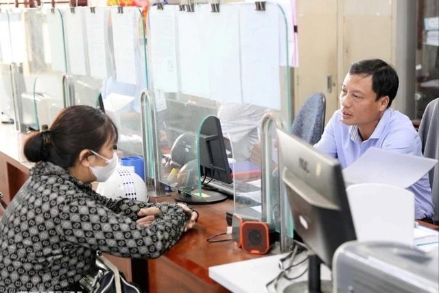 7 bước để nhận tiền hỗ trợ nghỉ hưu trước tuổi do sắp xếp bộ máy, người hưởng chế độ nên biết - Ảnh 2.