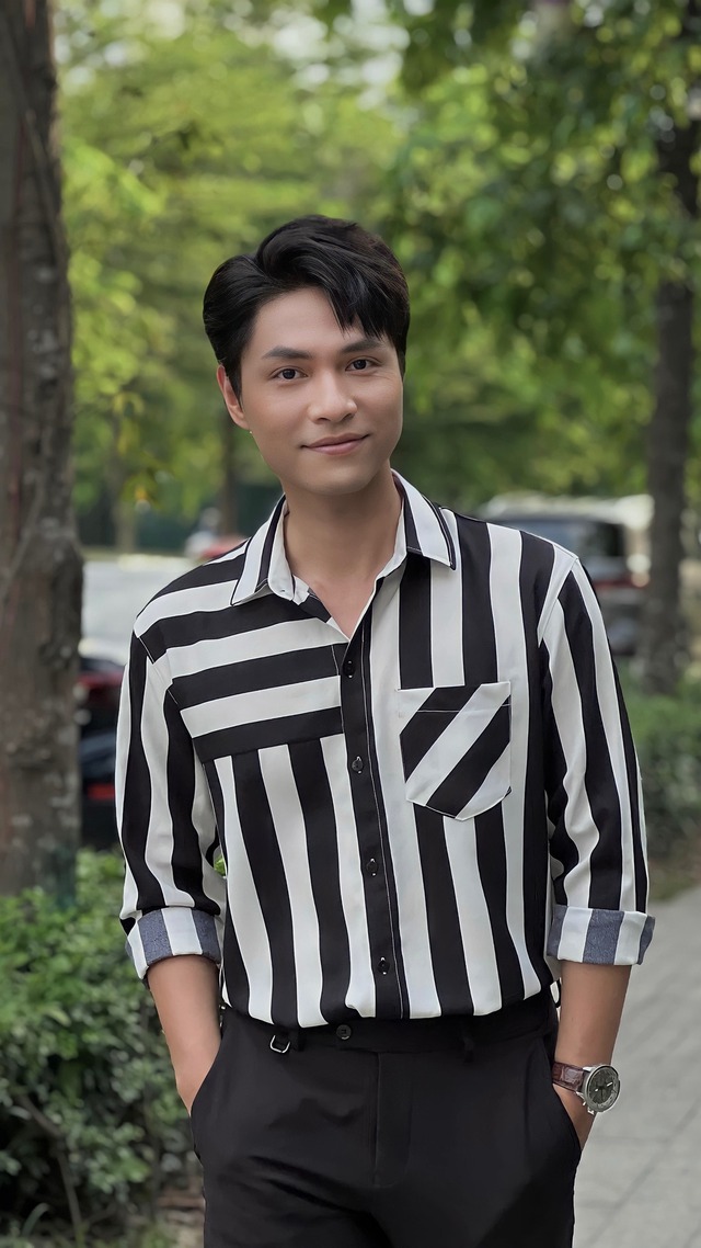 Nam diễn viên từ chối bố đẻ gây tranh cãi trong 'Những chặng đường bụi bặm', tuổi U40 sau ly hôn hạnh phúc bên bạn diễn xinh đẹp- Ảnh 13.