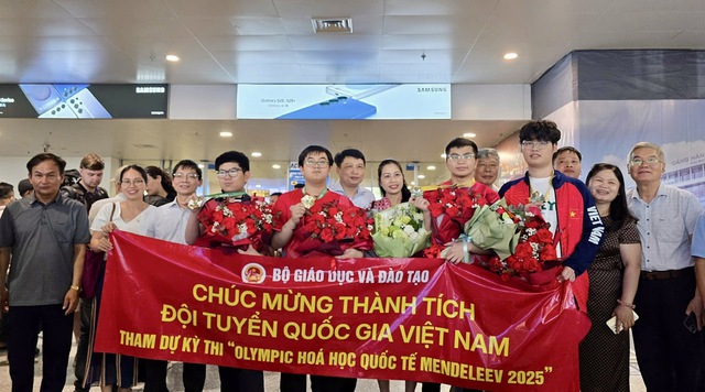 cau-hoc-tro-xu-nghe-gianh-huy-chuong-vang-ky-thi-hoa-hoc-kho-nhat-hanh-tinh2-17483131642021426897313.jpg