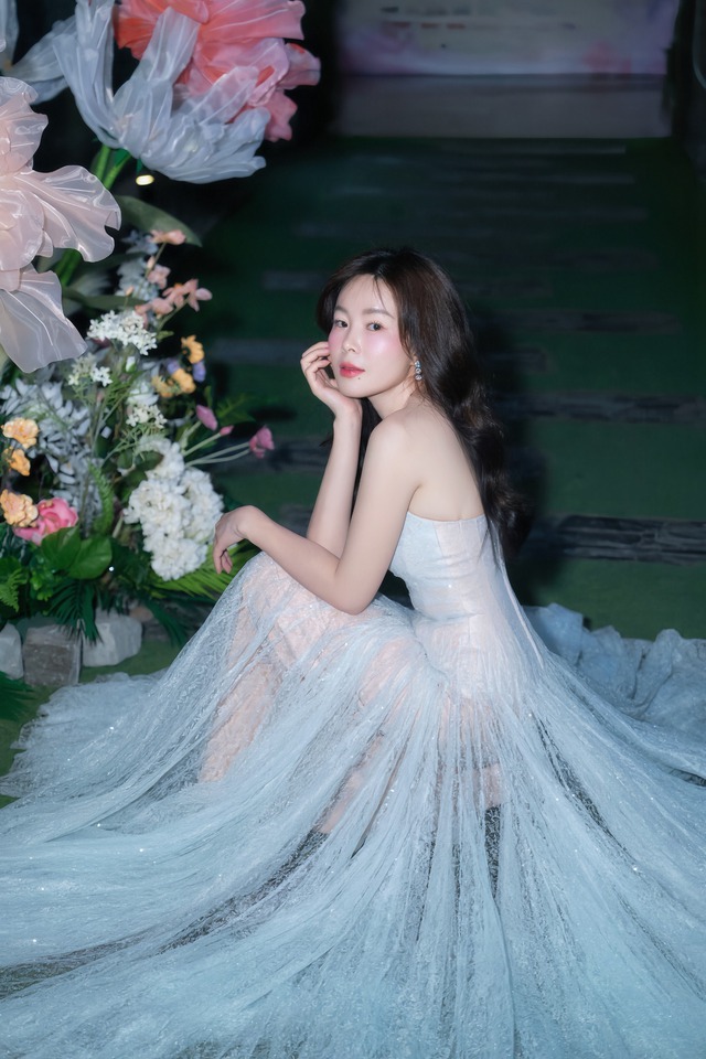 thuy-dung-nhac-phap00021-1748390052405870307432.jpg
