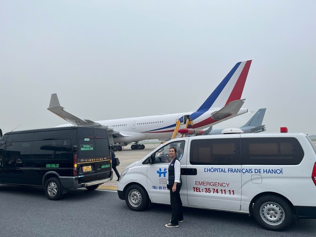Bệnh viện Việt Pháp Hà Nội hỗ trợ y tế trong chuyến thăm của Tống thống Pháp tới Việt Nam- Ảnh 1. Bệnh viện Việt Pháp Hà Nội hỗ trợ y tế trong chuyến thăm của Tống thống Pháp tới Việt Nam- Ảnh 1.