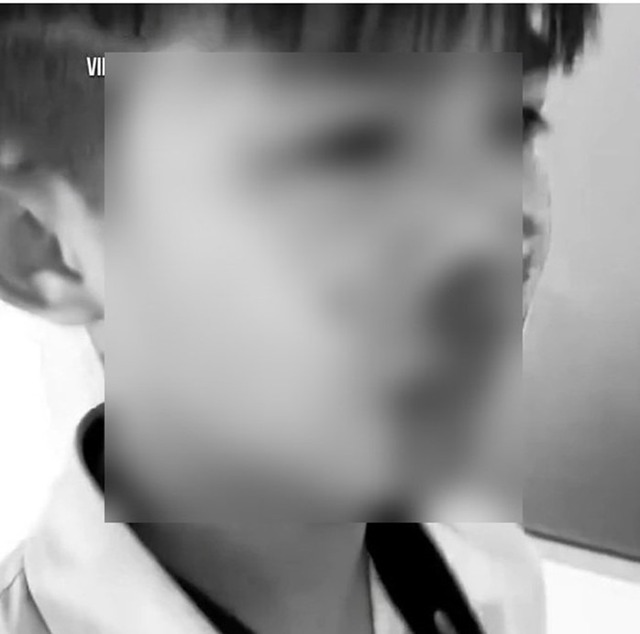 Tin sáng 30/5: Làm rõ vụ thầy giáo Đại học Vinh bị tố gửi video đồi trụy gạ đổi điểm cho sinh viên; Diệp Lâm Anh gây tranh luận khi nói 'xét nghiệm ADN là sỉ nhục với phụ nữ'- Ảnh 4. Tin sáng 30/5: Làm rõ vụ thầy giáo Đại học Vinh bị tố gửi video đồi trụy gạ đổi điểm cho sinh viên; Diệp Lâm Anh gây tranh luận khi nói 'xét nghiệm ADN là sỉ nhục với phụ nữ'- Ảnh 4.