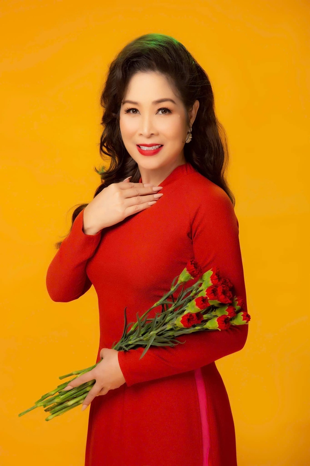 NSND quê Bắc Ninh ở tuổi U60 vẫn trẻ đẹp ngỡ ngàng nhờ giảm cân khoa học- Ảnh 6.