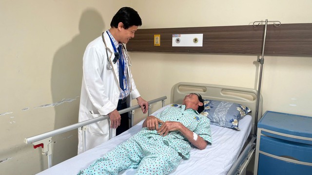 Người đàn ông 65 tuổi bị đột quỵ vì sai lầm nhiều người mắc phải khi điều trị tăng huyết áp- Ảnh 4. Người đàn ông 65 tuổi bị đột quỵ vì sai lầm nhiều người mắc phải khi điều trị tăng huyết áp- Ảnh 4.