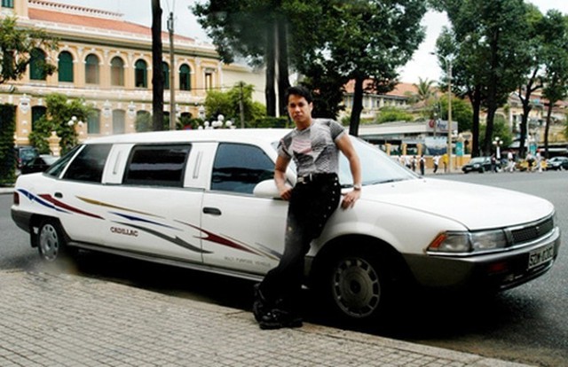 Nam ca sĩ 'mưa bụi' sống xa hoa giàu có bậc nhất showbiz Việt, tuổi U60 độc thân 'nghèo nhất' vì làm một điều- Ảnh 8. Nam ca sĩ 'mưa bụi' sống xa hoa giàu có bậc nhất showbiz Việt, tuổi U60 độc thân 'nghèo nhất' vì làm một điều- Ảnh 8.