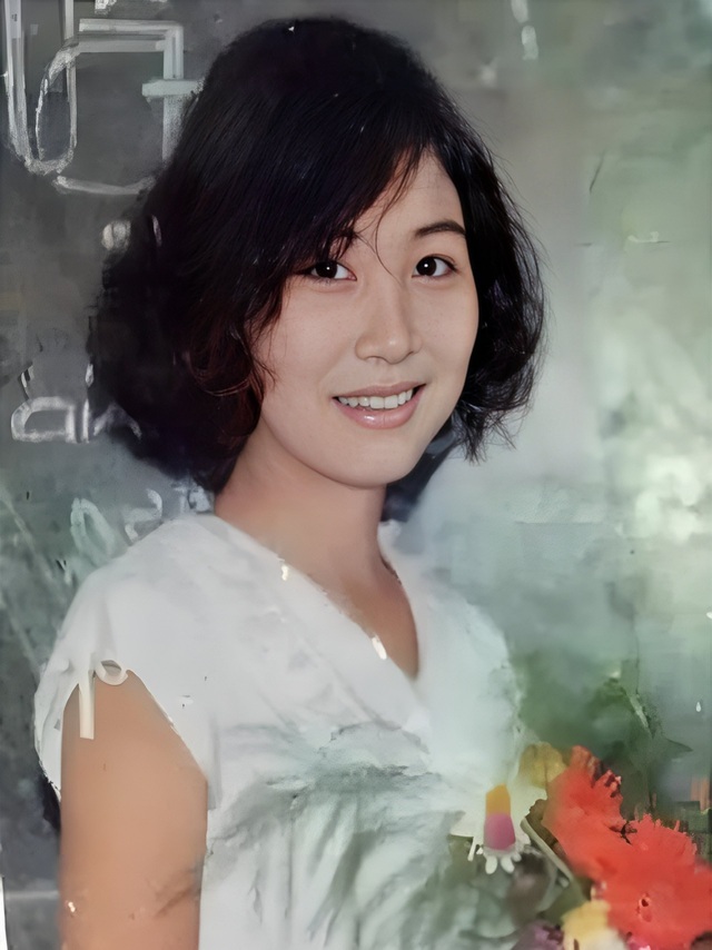 Hồng Vân - Ảnh 1. Hồng Vân - Ảnh 1.