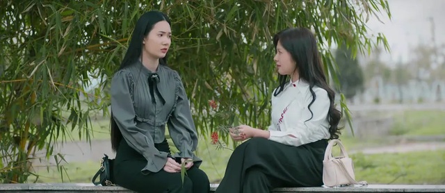 Tập mới nhất 'Cha tôi, người ở lại': Thảo nhờ An tác thành tình cảm, Việt hối lỗi vì biết mẹ làm lao động khổ sai- Ảnh 2. Tập mới nhất 'Cha tôi, người ở lại': Thảo nhờ An tác thành tình cảm, Việt hối lỗi vì biết mẹ làm lao động khổ sai- Ảnh 2.